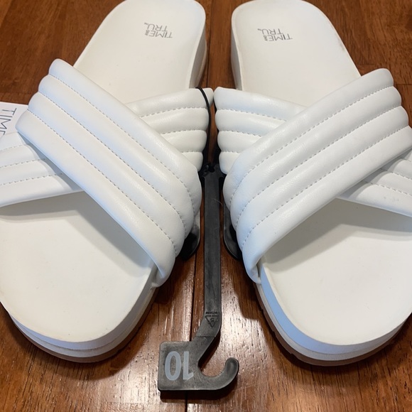 ❌SOLD❌  🇺🇸 3 for$10  Must bundle 3 🇺🇸 items for discount. - Picture 4 of 8